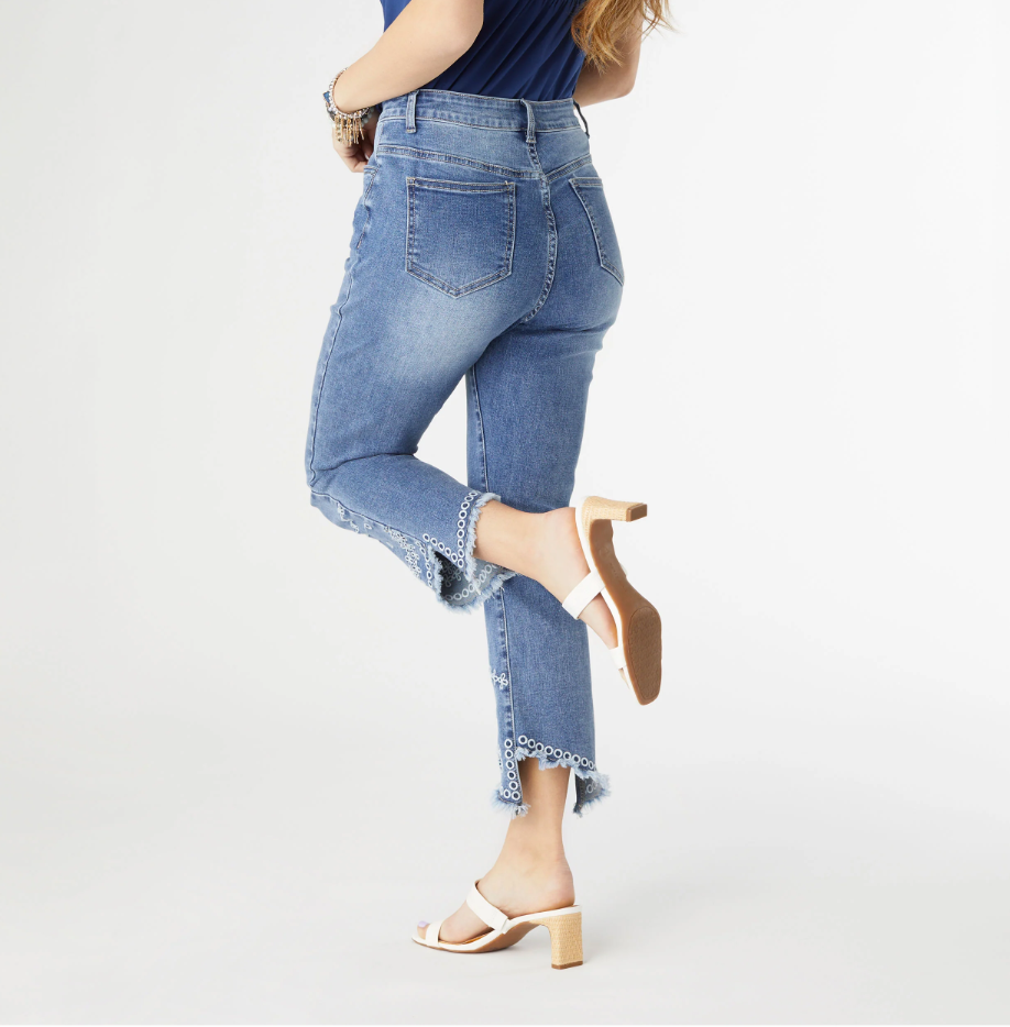 Coco Carmen Everstretch Embroidery Crop