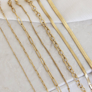 Chain Bracelet: Gold / Tiny Paperclip
