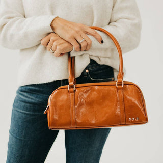 Arlys Barrel Shoulder Bag: Black