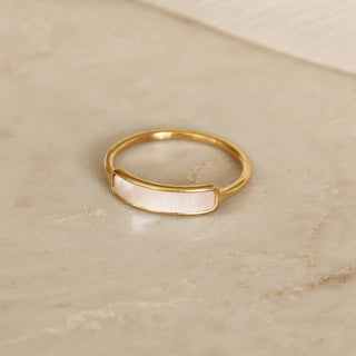 Mother of Pearl Bar Ring: Gold / 6