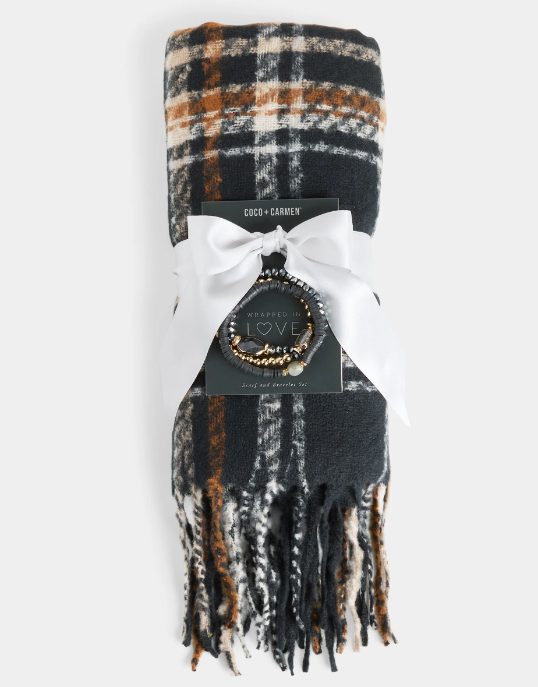 Coco Carmen Woven Scarf Set