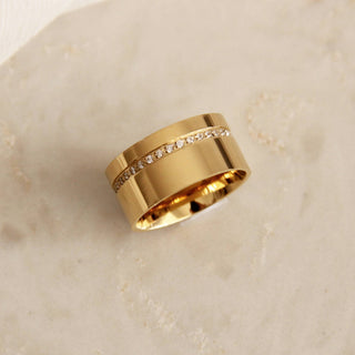 CZ Detail Cigar Band Ring: Gold / 7