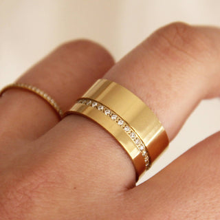 CZ Detail Cigar Band Ring: Gold / 6