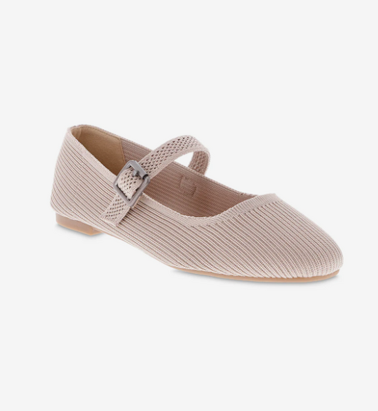 Mia Brita Flats