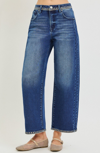 Risen Cropped Barrel Jeans With Embroidered Details